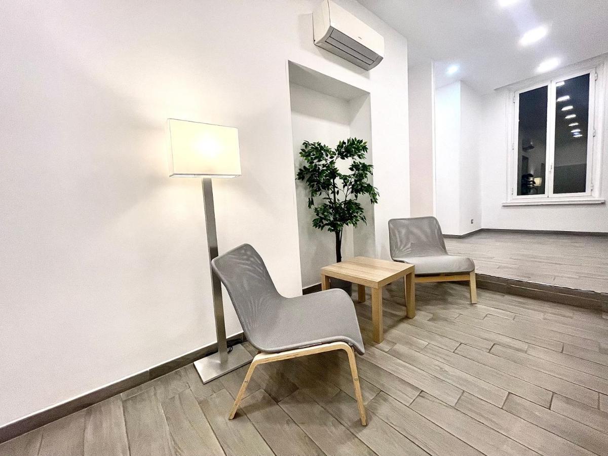 Colosseum Guest House ローマ エクステリア 写真